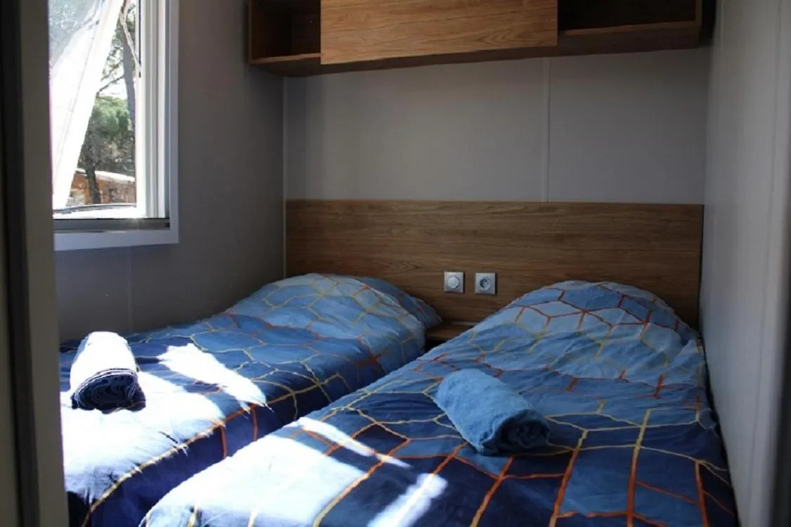 Mobilhome 3 Chambres Le Muy Campsite